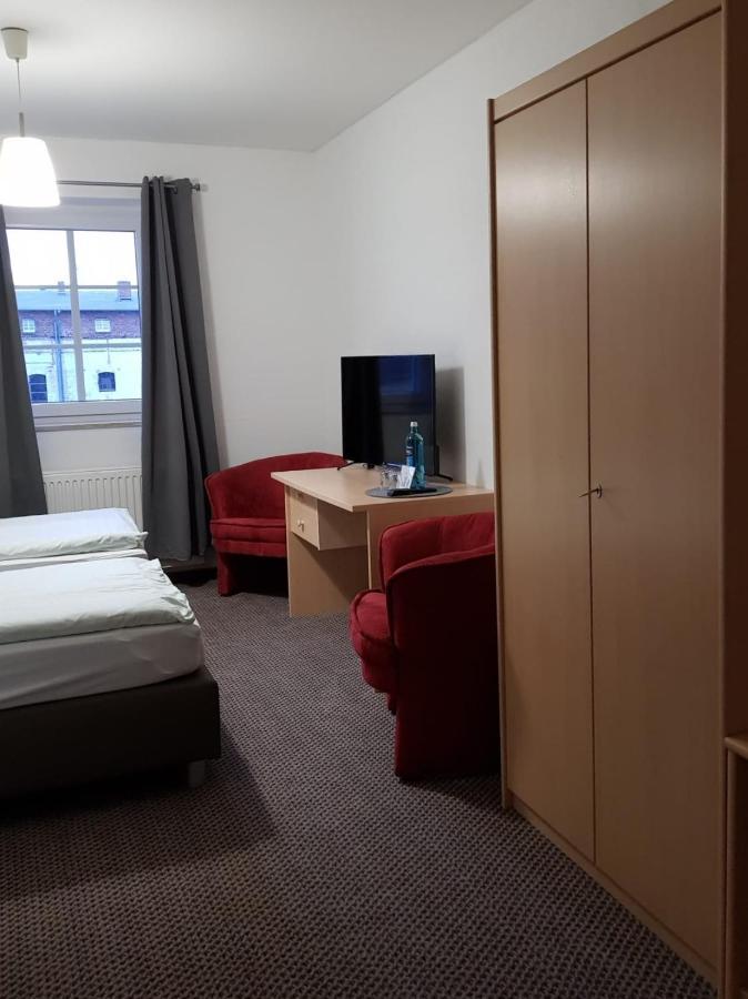 Ritterhof Kampehl Hotel Neustadt  ภายนอก รูปภาพ